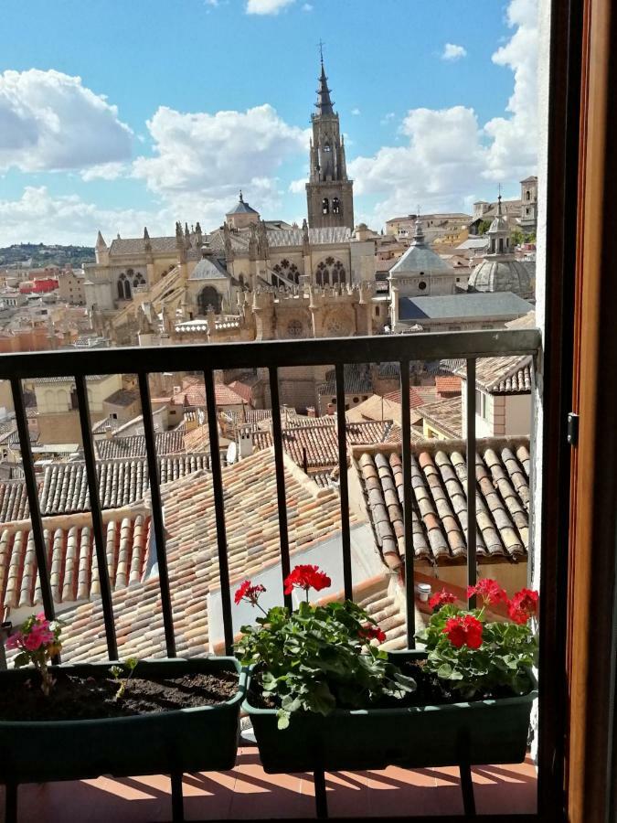 Apartamento Prana Junto Al Alcazar Toledo Bagian luar foto